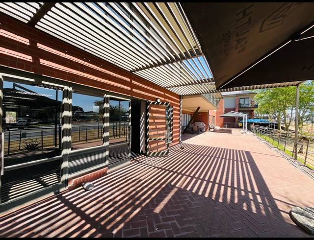 329M² OFFICE TO LET IN MAGALIESSIG